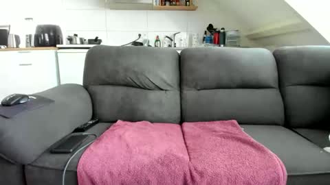 MaskedMasturbator online show from September 14, 2025, 12:48 pm