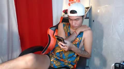 Snapshot of cumhavefun25 chatting on October 7, 2025, 12:41 am ask me online show from October 7, 2025, 12:41 am