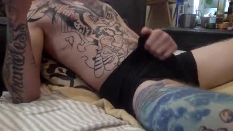 Snapshot of cumonover420 chatting on October 5, 2025, 4:38 pm cumonover420 online show from October 5, 2025, 4:38 pm