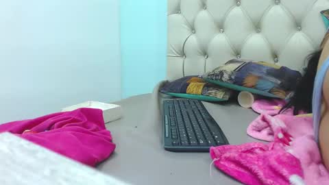 Cumontitsxxx online show from December 30, 2024, 5:23 pm