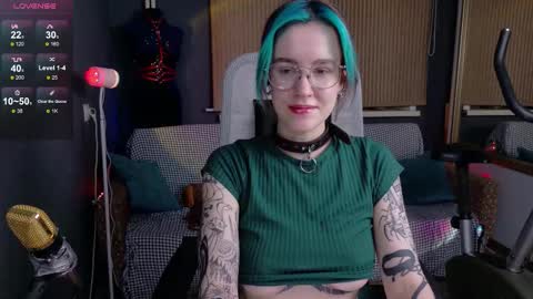 CUMpotikEve online show from October 18, 2025, 4:26 am