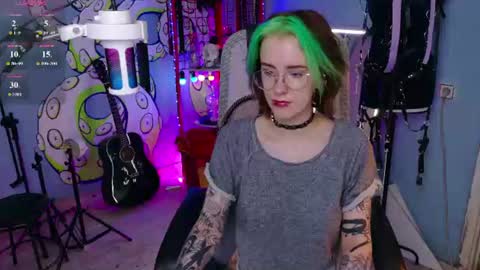 CUMpotikEve online show from June 26, 2026, 5:01 am