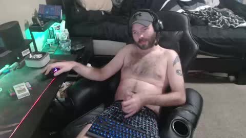 Snapshot of cumslinger2003 chatting on November 17, 2025, 1:39 pm cumslinger2003 online show from November 17, 2025, 1:39 pm