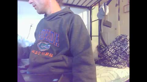 cumslutboi27 online show from October 24, 2025, 4:53 am