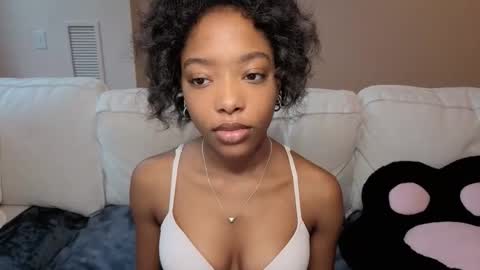 Anna online show from November 25, 2025, 4:29 pm