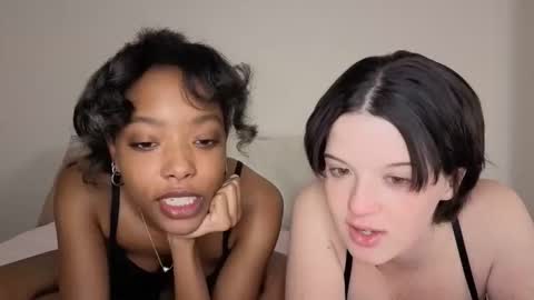 Anna online show from November 30, 2025, 1:09 am