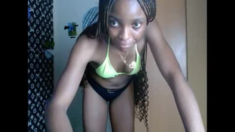cupidxdoll online show from February 3, 2025, 10:00 pm