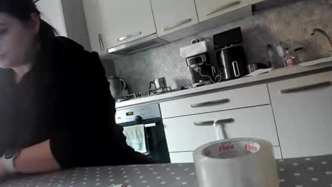 maria  alex online show from February 4, 2026, 8:53 am