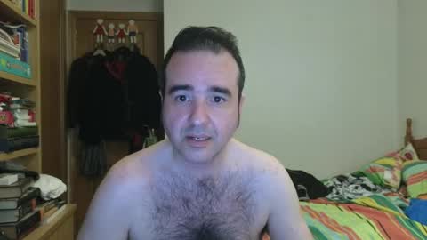curiosillo1983 online show from May 1, 2026, 9:25 am