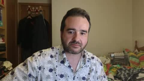 curiosillo1983 online show from May 28, 2026, 6:05 pm