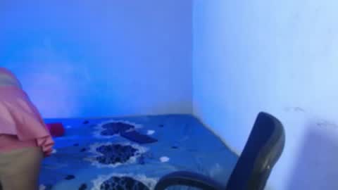 Snapshot of curious_bitch2007 chatting on November 11, 2025, 1:22 pm Curious bitch2007 online show from November 11, 2025, 1:22 pm