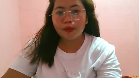 curious_girl247 online show from May 5, 2026, 10:34 am