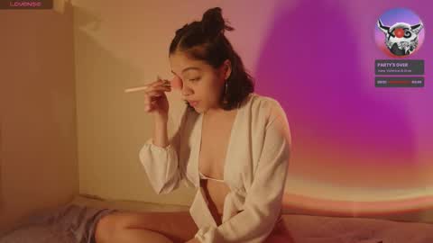 Sara online show from September 10, 2025, 1:49 am