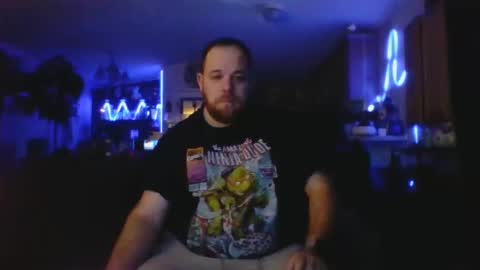 Snapshot of curiouscouple303 chatting on December 25, 2024, 2:34 pm CuriousCouple303 online show from December 25, 2024, 2:34 pm