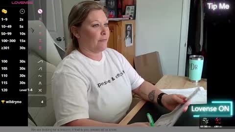 curious couple online show from February 18, 2025, 3:43 pm