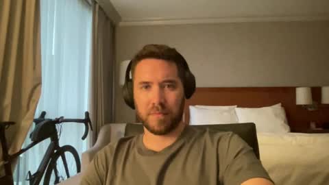 Snapshot of curiouspeteyp chatting on September 22, 2025, 2:13 am curiouspeteyp online show from September 22, 2025, 2:13 am