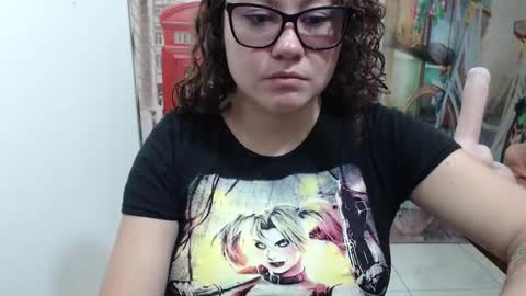 Vannesa online show from January 18, 2026, 6:34 pm