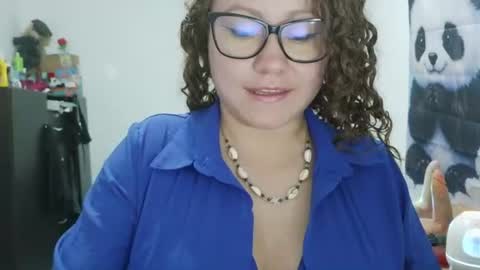 Vannesa online show from June 27, 2026, 3:11 am