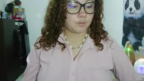 Vannesa online show from July 24, 2026, 2:09 am