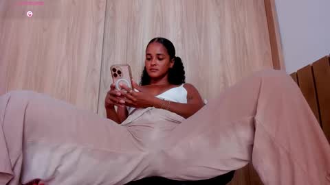 Curly  -  OF- CURLY SWEETT online show from October 17, 2025, 8:33 pm