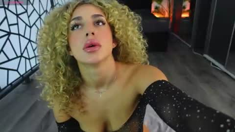 Antonia online show from June 11, 2026, 10:57 am