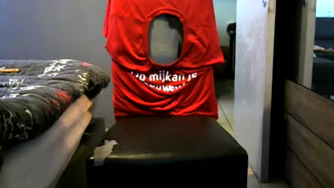 curlyfurly online show from August 5, 2026, 6:22 pm