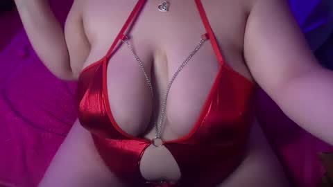 Snapshot of curlykaii55 chatting on January 17, 2025, 12:31 am Kay online show from January 17, 2025, 12:31 am