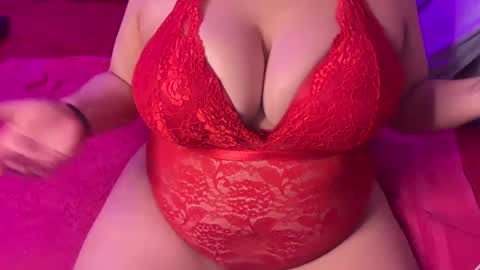 Snapshot of curlykaii55 chatting on January 22, 2025, 2:26 am Kay online show from January 22, 2025, 2:26 am