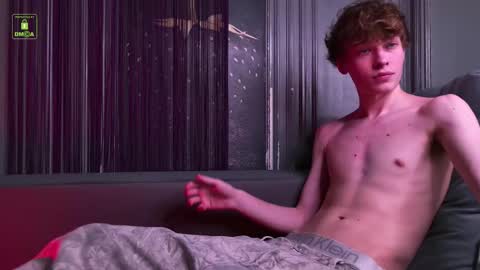 Snapshot of curlytwinkboy chatting on February 26, 2026, 8:41 pm KEVIN online show from February 26, 2026, 8:41 pm