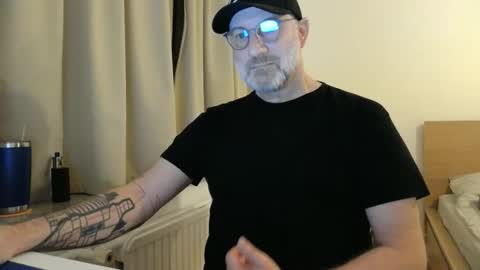 Curman85 online show from March 17, 2026, 11:19 pm