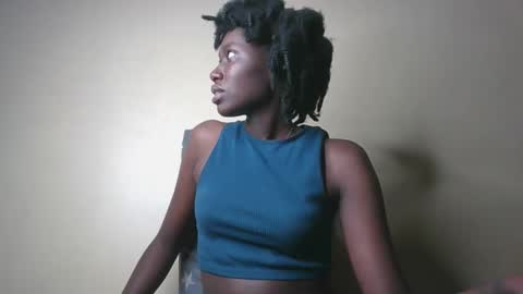 Snapshot of curry_nikita chatting on April 18, 2026, 7:07 pm Nikita online show from April 18, 2026, 7:07 pm