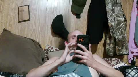 curtisrobert171 online show from June 25, 2026, 5:06 pm