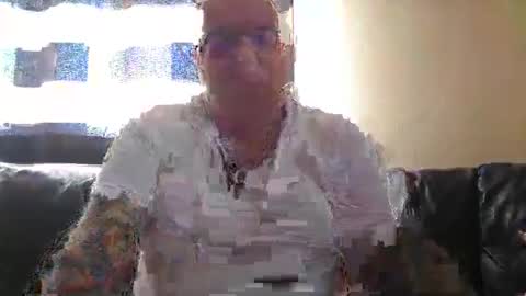 Snapshot of curtus14 chatting on December 31, 2024, 8:59 am curtus14 online show from December 31, 2024, 8:59 am