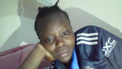 curved_nyash online show from October 12, 2025, 3:00 pm