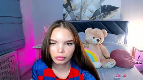 Snapshot of curvy_dynamite chatting on September 15, 2025, 1:05 am Sammy online show from September 15, 2025, 1:05 am