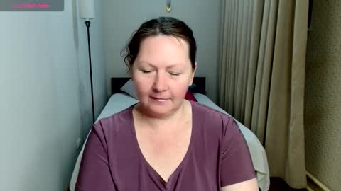 curvy_girlz online show from September 8, 2025, 5:12 pm