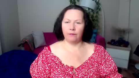 curvy_girlz online show from November 30, 2025, 2:59 am