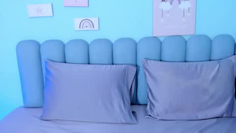 Snapshot of curvy_rousi chatting on October 2, 2025, 4:08 am Rosie online show from October 2, 2025, 4:08 am