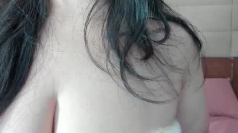 Snapshot of curvy_rousi chatting on October 18, 2025, 11:33 am Rosie online show from October 18, 2025, 11:33 am