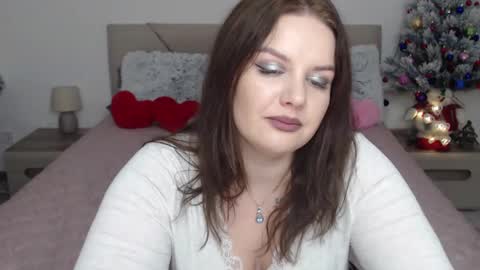 curvyanna13 online show from December 25, 2024, 5:15 pm