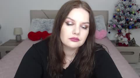 curvyanna13 online show from December 27, 2024, 7:46 pm