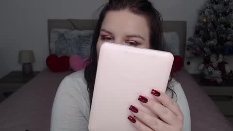 curvyanna13 online show from January 3, 2025, 3:22 pm