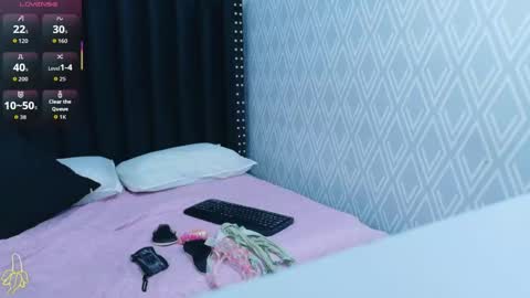 Snapshot of curvybuffgirl chatting on May 1, 2026, 7:29 pm Michel online show from May 1, 2026, 7:29 pm
