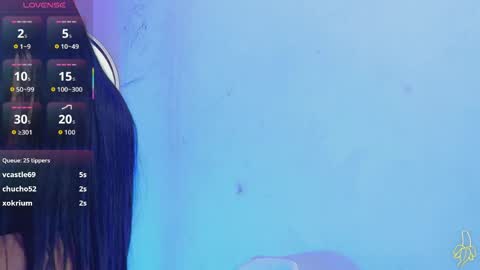 Snapshot of curvybuffgirl chatting on May 17, 2026, 8:16 pm Michel online show from May 17, 2026, 8:16 pm