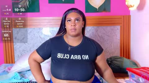 Snapshot of curvyhomebebe chatting on May 22, 2026, 2:51 am curvyhomebebe online show from May 22, 2026, 2:51 am