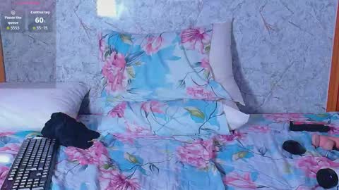 Snapshot of curvyhomebebe chatting on May 31, 2026, 6:09 pm curvyhomebebe online show from May 31, 2026, 6:09 pm