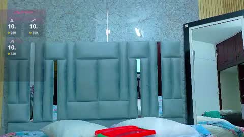 Snapshot of curvyhomebebe chatting on June 23, 2026, 2:53 am curvyhomebebe online show from June 23, 2026, 2:53 am