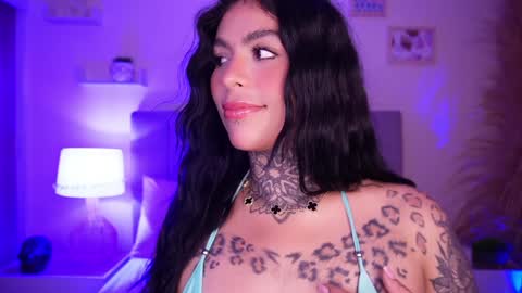 Snapshot of curvyliciouss chatting on January 12, 2025, 8:14 pm Samantha online show from January 12, 2025, 8:14 pm