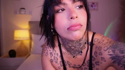 Snapshot of curvyliciouss chatting on February 5, 2025, 3:52 pm Samantha online show from February 5, 2025, 3:52 pm