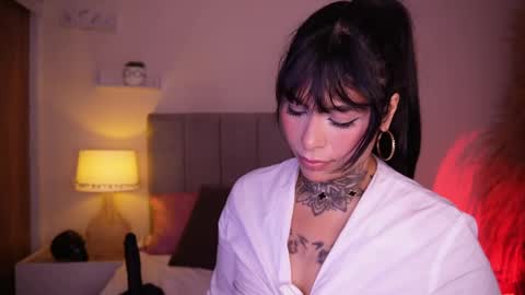 Snapshot of curvyliciouss chatting on February 17, 2025, 9:52 pm Samantha online show from February 17, 2025, 9:52 pm